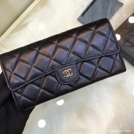 Hyper Peter CHANEL WALLET 0629